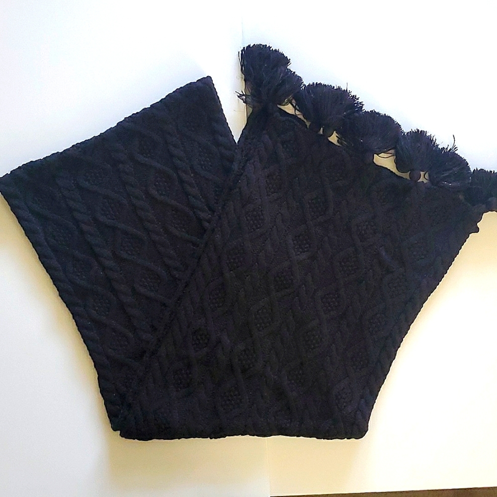 Guess Chunky Cable Knit Scarf Black